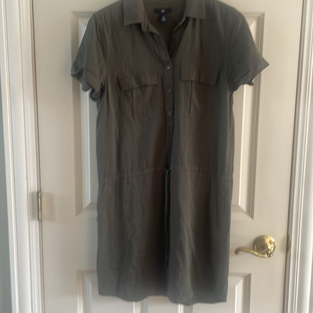 NWOT- GAP olive green dress